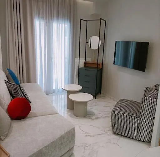 Luxe Boutique With Balcony شقة سالونيك